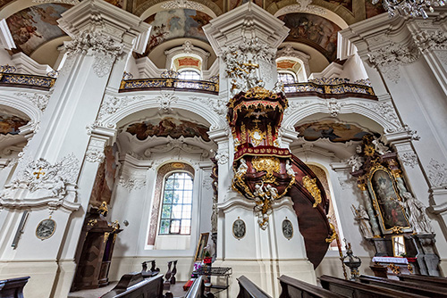 Krzeszów, kościół barokowy